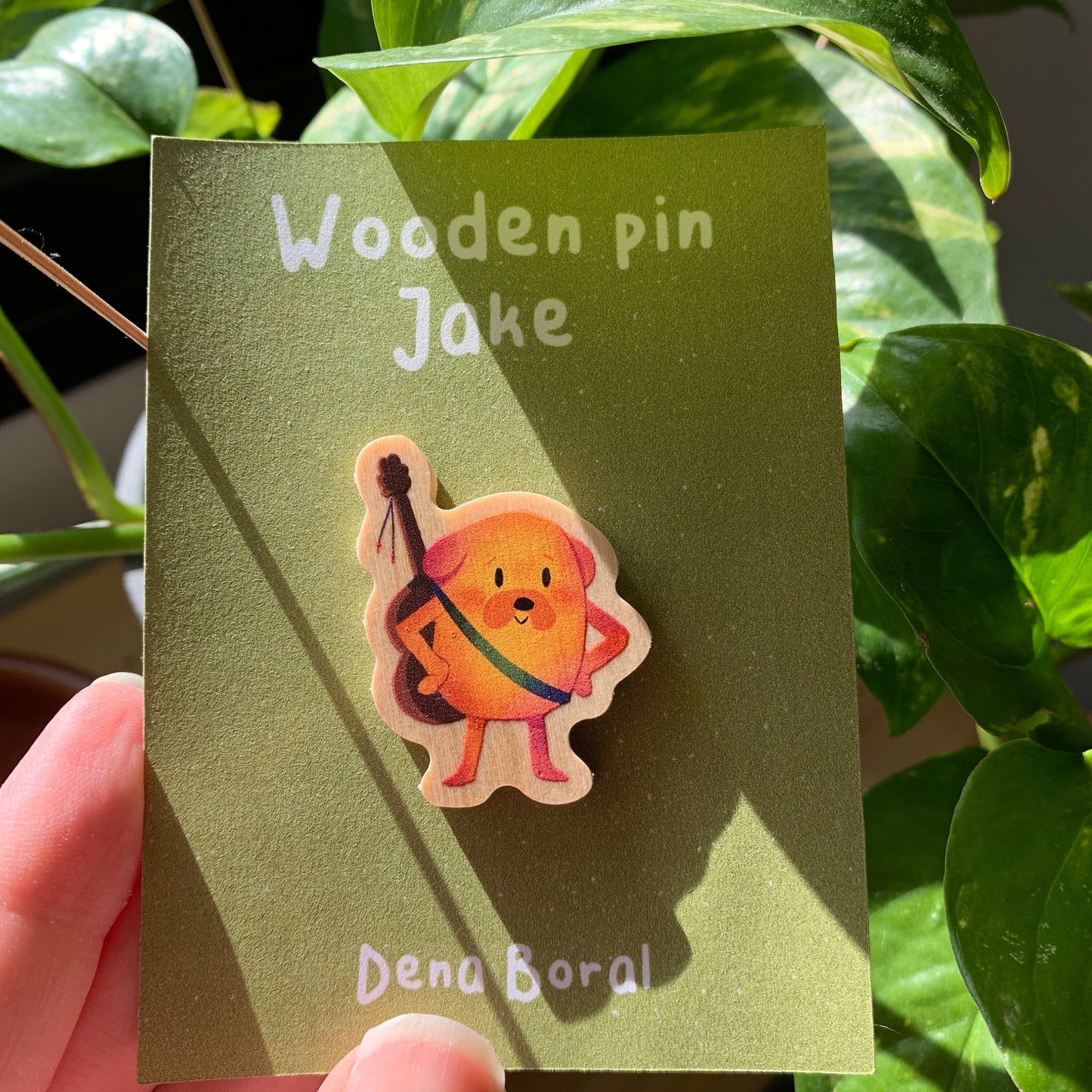 Pin de Madera Jake Hora de Aventuras | Jake el perro Wooden Pin Inspired | Pin Original Regalo Eco Friendly Madera Natural