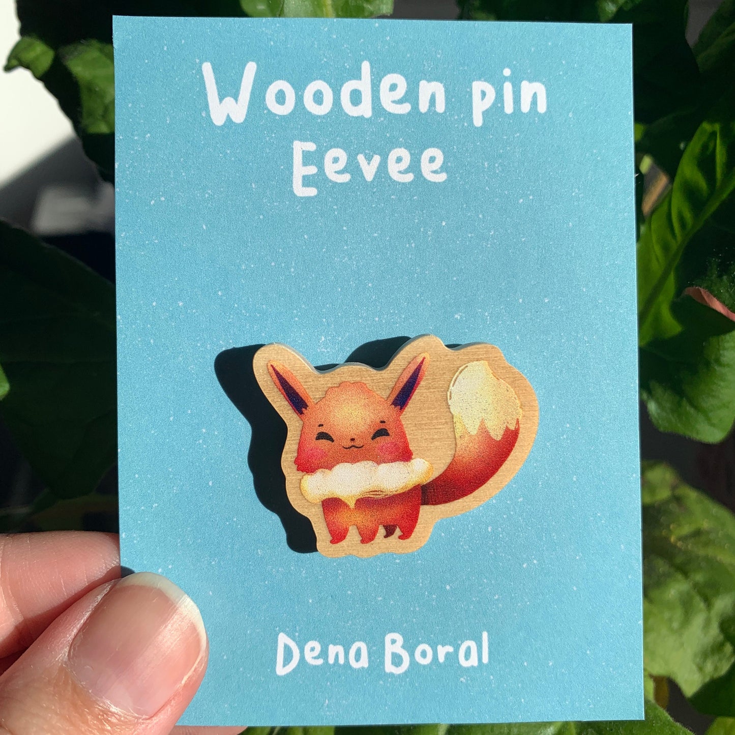 Pin de Madera Eevee-poke | Eevee-poke Wooden Pin Badge |