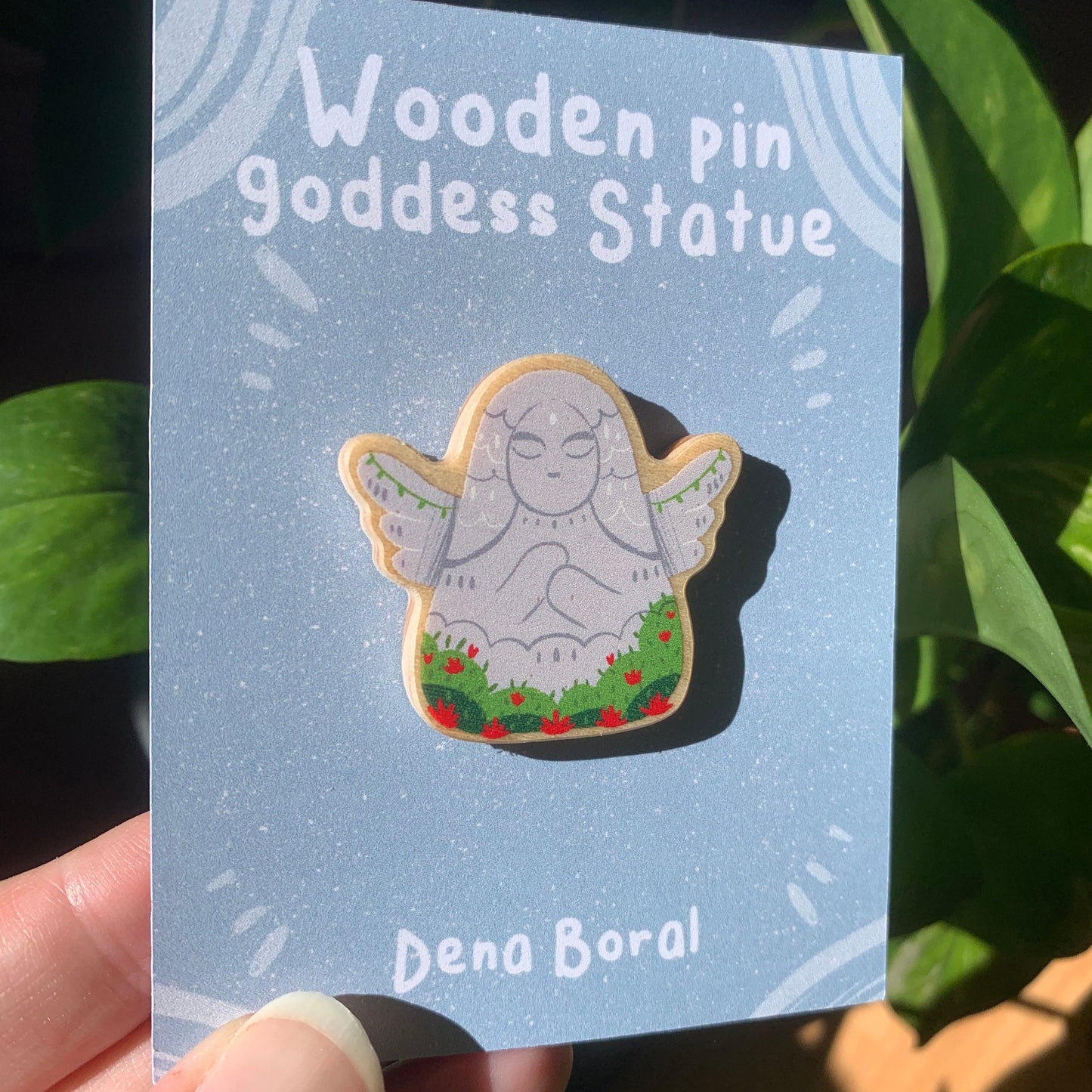 Pin de Madera Zelda Estatua | Zelda Goddess Statue Natural Wooden Pin Badge | ECO Friendly Pine Wood