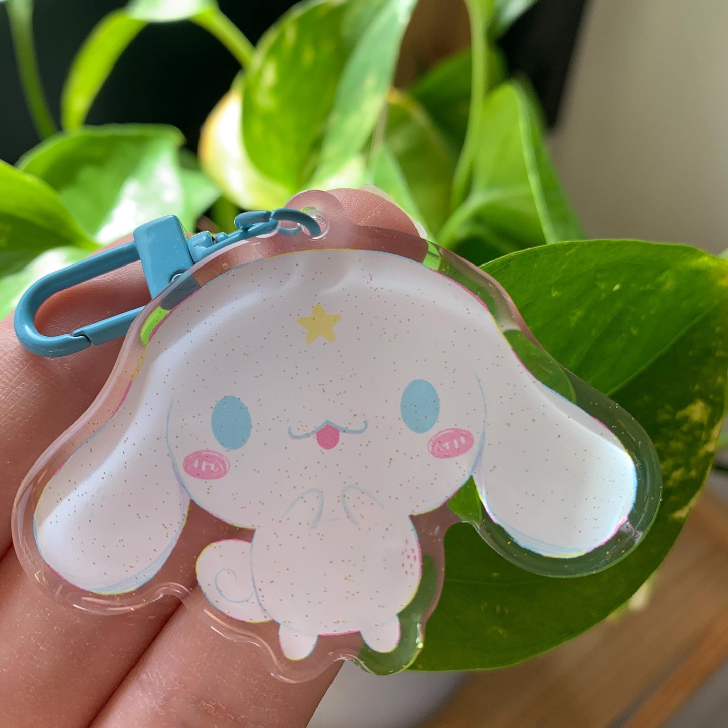 Cinnamoroll Keyring | Llavero acrilico epoxy con glitter | Colgante regalo llaves mochila