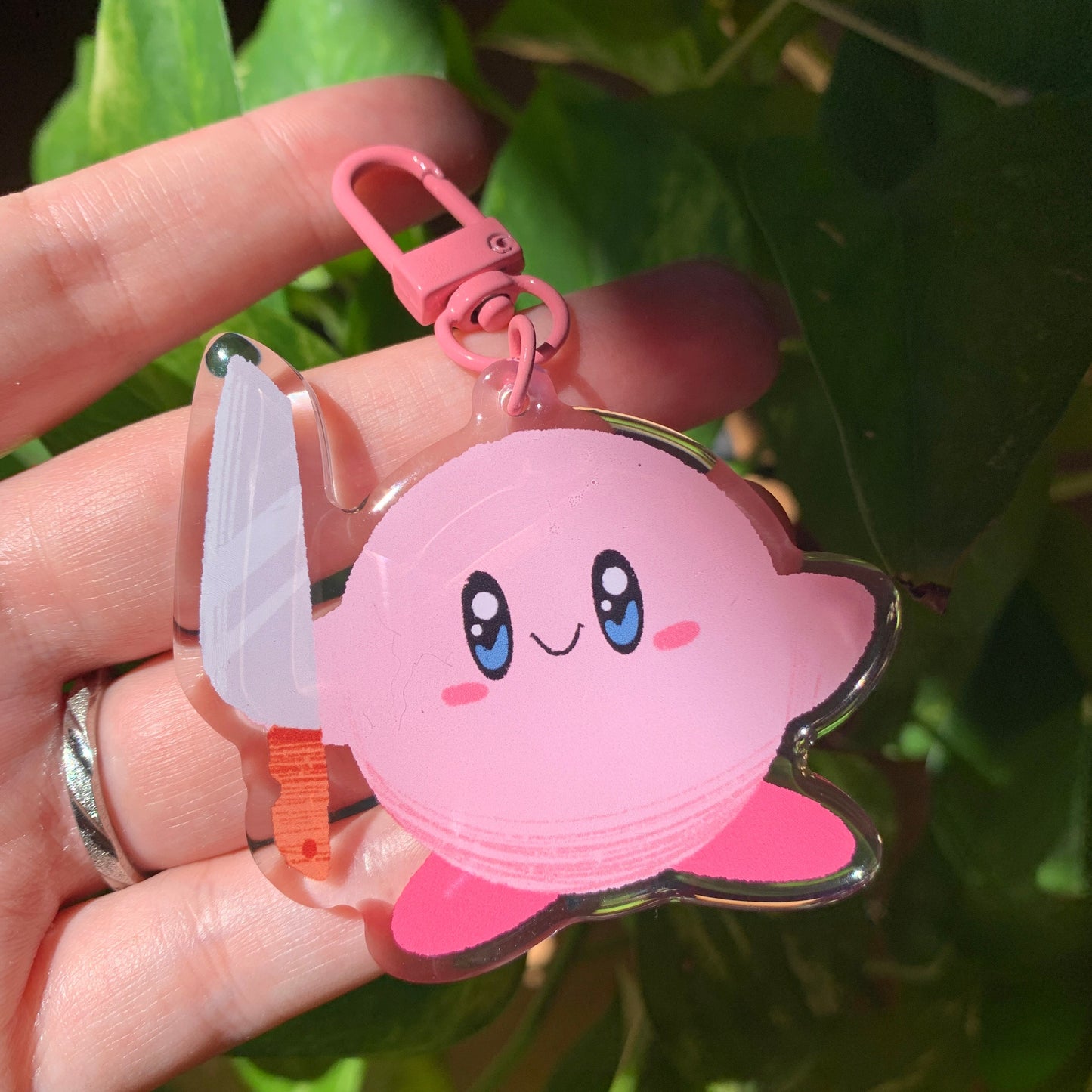 Llavero Acrilico de Kirby Cuchillo, Colección Kirby, Llavero acrilico con epoxy doble cara, colgante para mochilas