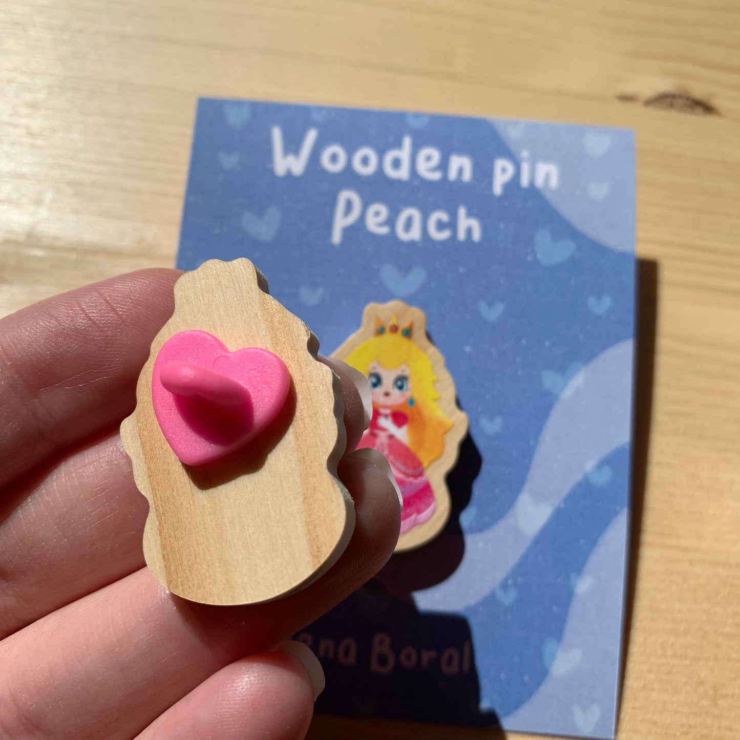 Pin de madera natural, Peach Super Mario Bros, Nintendo Switch