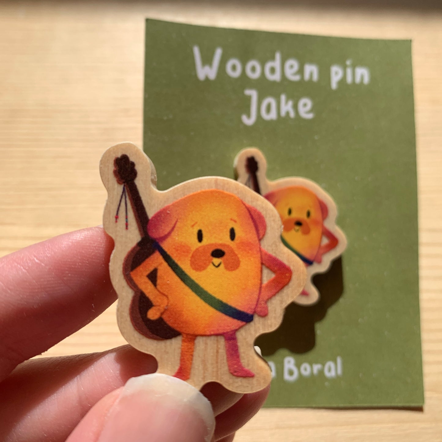 Pin de Madera Jake Hora de Aventuras | Jake el perro Wooden Pin Inspired | Pin Original Regalo Eco Friendly Madera Natural