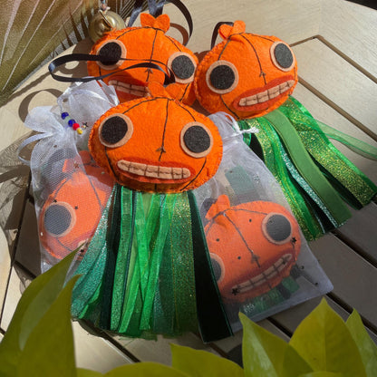 Enoch: Adorno de fieltro hecho a mano, Over The Garden Wall. Decoración para árbol de navidad y Halloween, Más Allá del Jardín