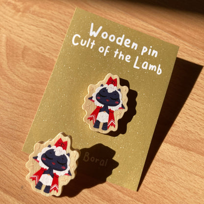 Pin de Madera Cult of the Lamb Ojos cerrados| Wooden Pin Inspired | Pin Original Regalo Eco Friendly Madera Natural