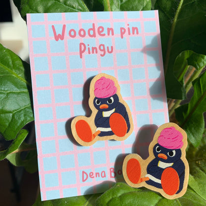Pin de Madera Pingu enfadado | angry pingu Wooden Pin Badge | Angry Pingu