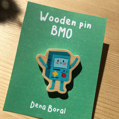 Pin de Madera BMO Hora de Aventuras | Wooden Pin Inspired | Pin Original Regalo Eco Friendly Madera Natural
