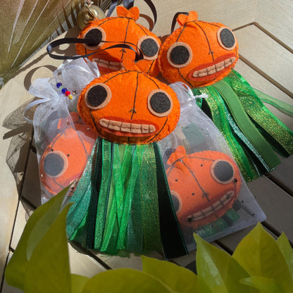 Enoch: Adorno de fieltro hecho a mano, Over The Garden Wall. Decoración para árbol de navidad y Halloween, Más Allá del Jardín