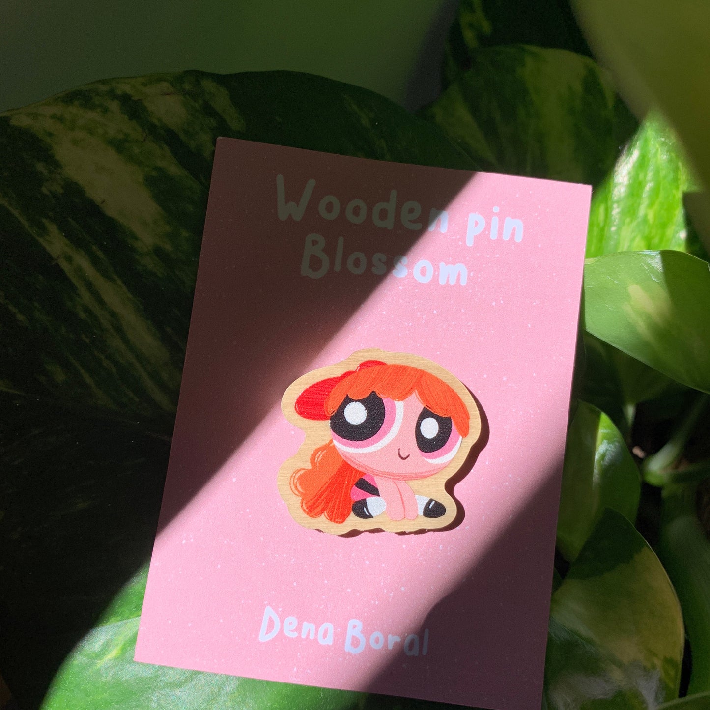 Pin de Madera Pétalo Las Supernenas | Blossom The Powerpuff girls Wooden Pin Badge | Las chicas superpoderosas Petalo