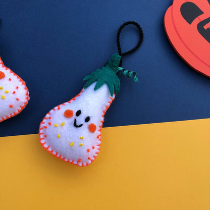 Calabaza Blanca | Adorno de fieltro hecho a mano, diseño original. Decoración Arbol de Navidad Halloween