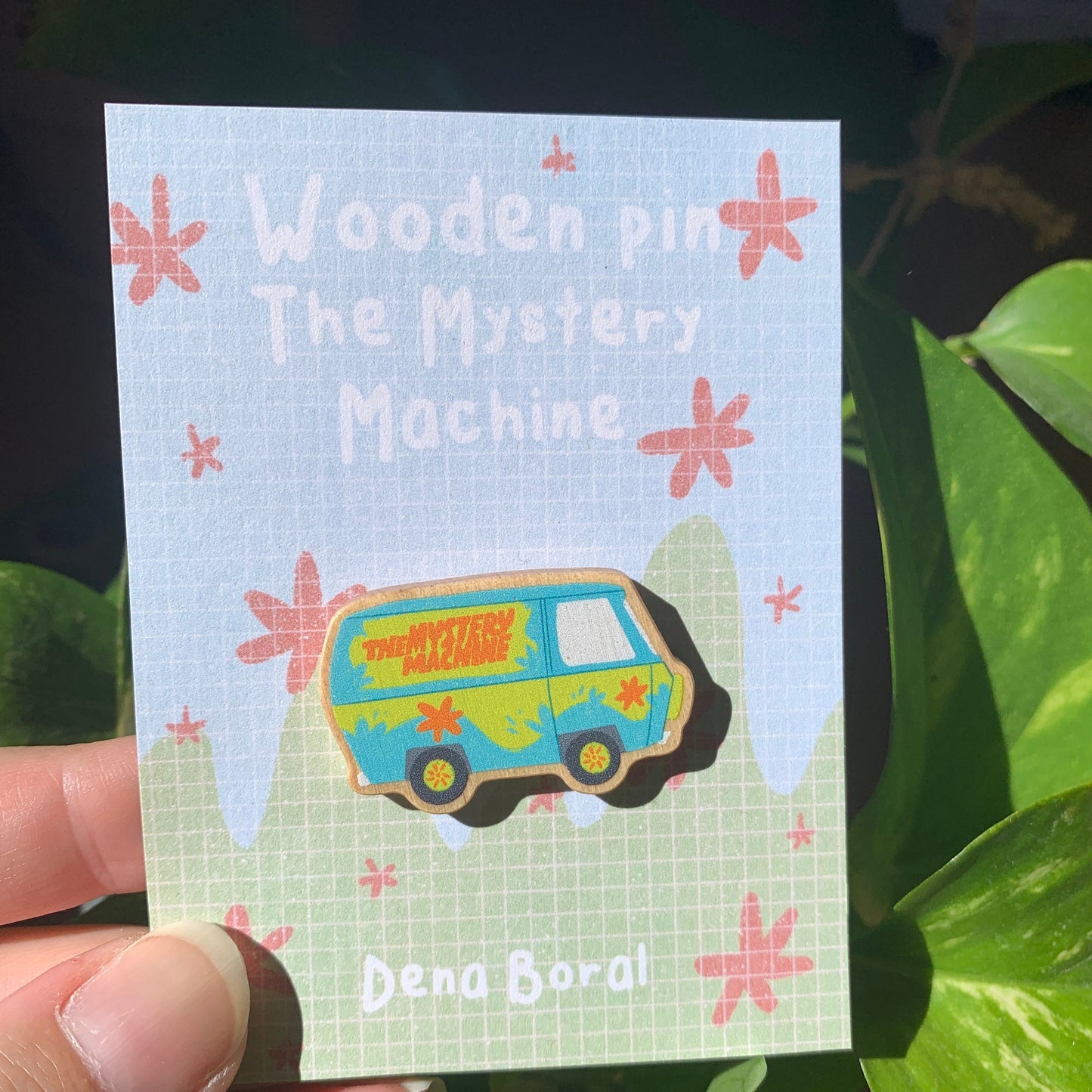 Pin de Madera The Mistery Machine | Furgoneta Scooby Años 90 Dibujos animados | Wooden Pin Badge