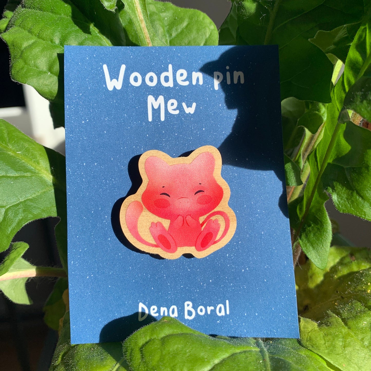 Pin de Madera Mew-poke| Mew  Wooden Pin Badge | Mew Poke
