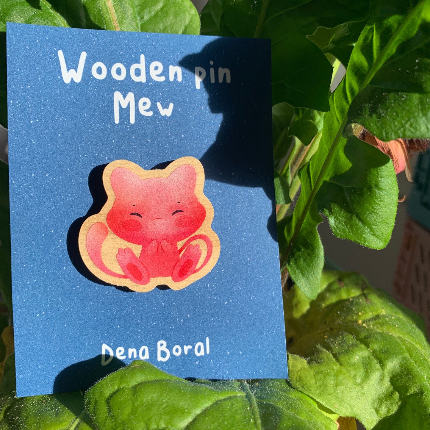 Pin de Madera Mew-poke| Mew  Wooden Pin Badge | Mew Poke