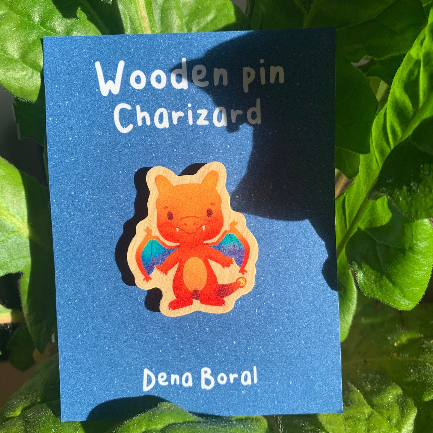 Pin de Madera Charizard-poke | Charizard-Poke Wooden Pin Badge | Charizard Poke