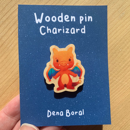 Pin de Madera Charizard-poke | Charizard-Poke Wooden Pin Badge | Charizard Poke