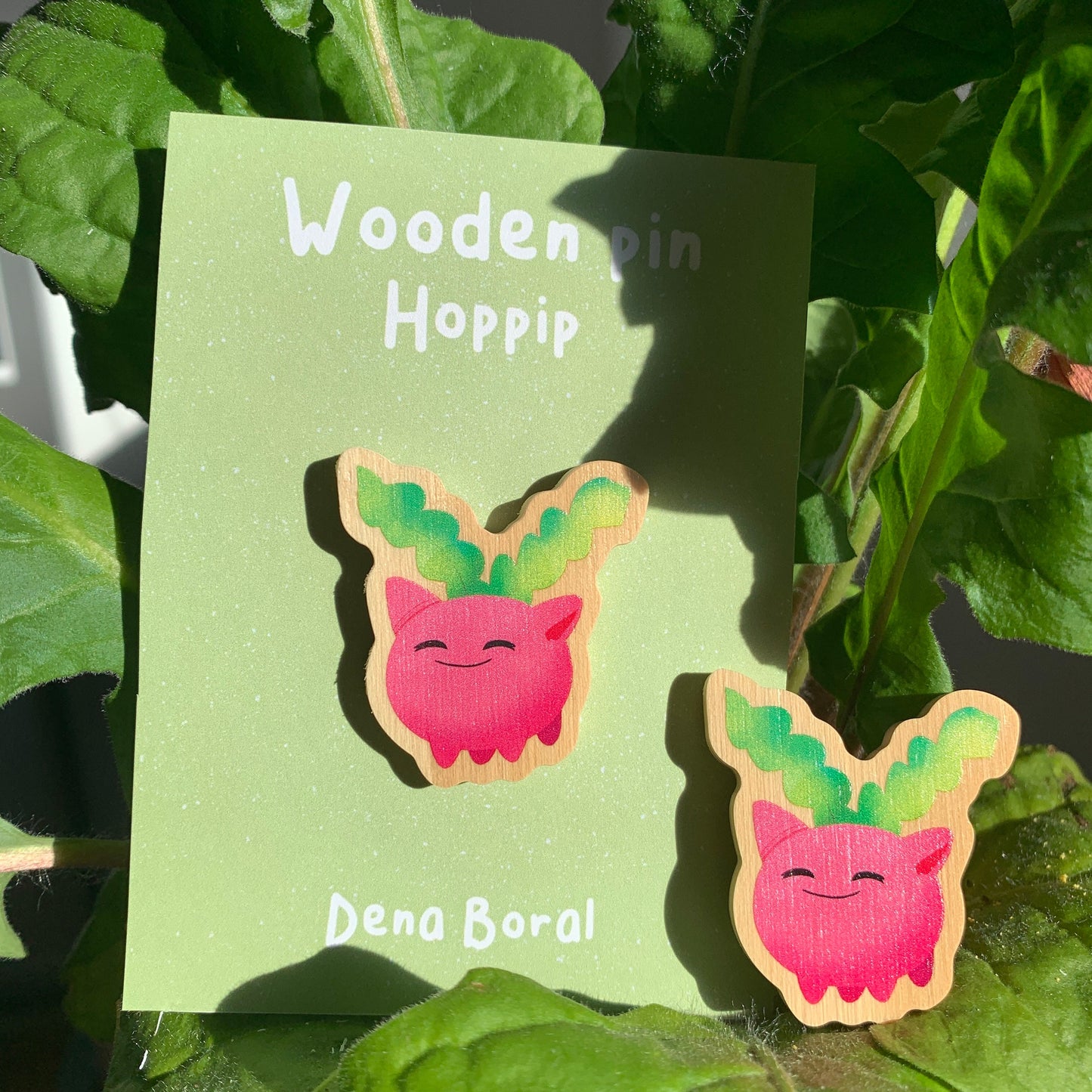 Pin de Madera Hoppip-Poke | Hoppip-Poke Wooden Pin Badge