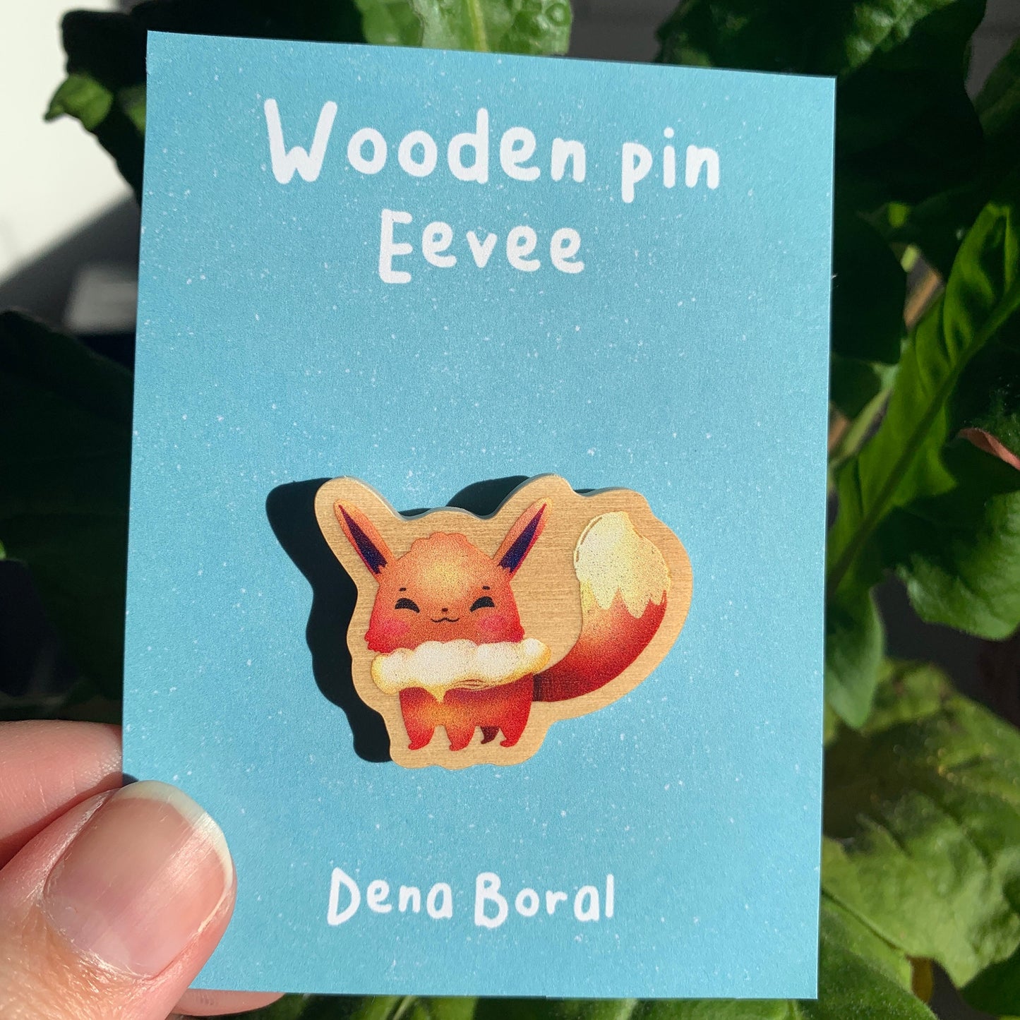Pin de Madera Eevee-poke | Eevee-poke Wooden Pin Badge |