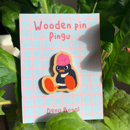 Pin de Madera Pingu enfadado | angry pingu Wooden Pin Badge | Angry Pingu