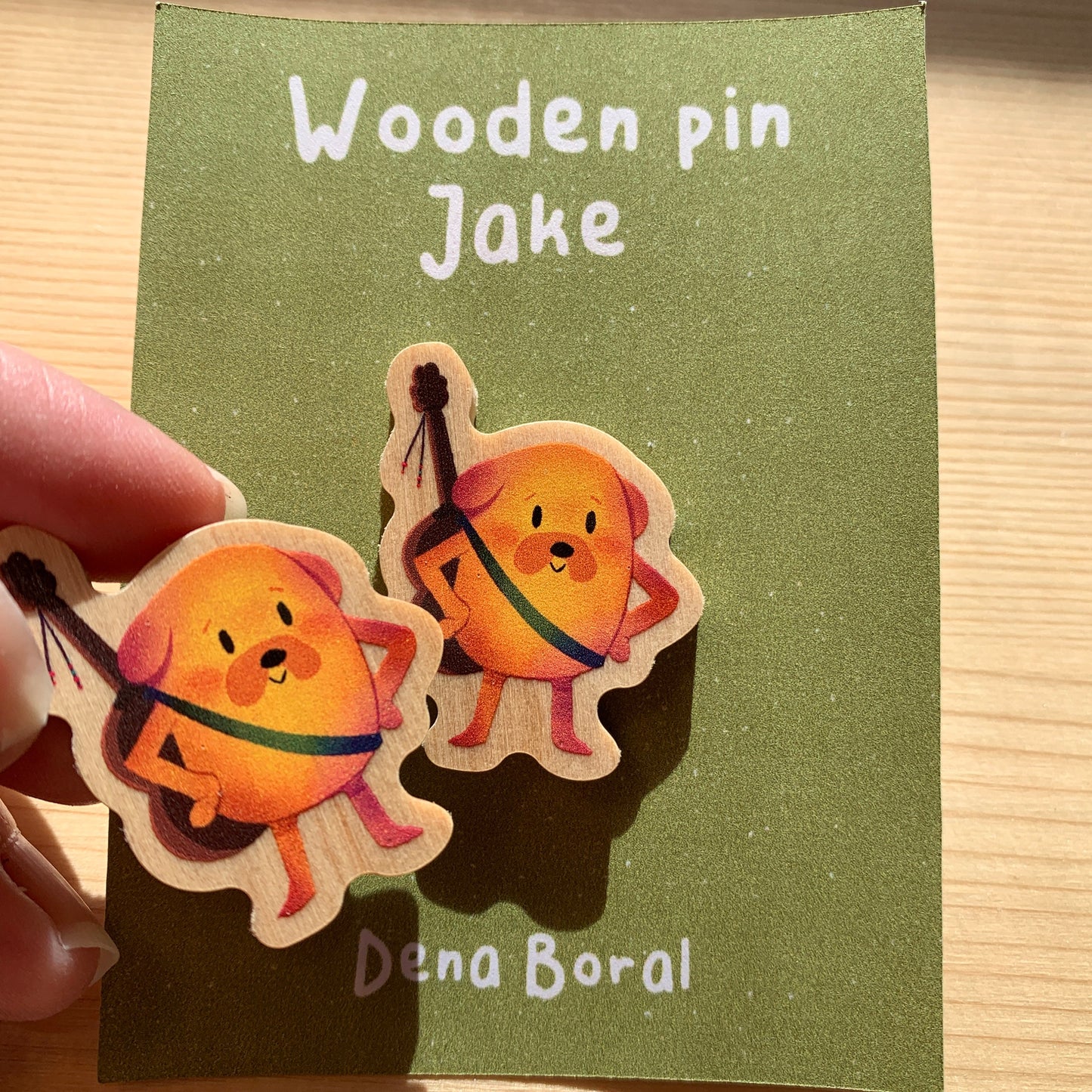 Pin de Madera Jake Hora de Aventuras | Jake el perro Wooden Pin Inspired | Pin Original Regalo Eco Friendly Madera Natural
