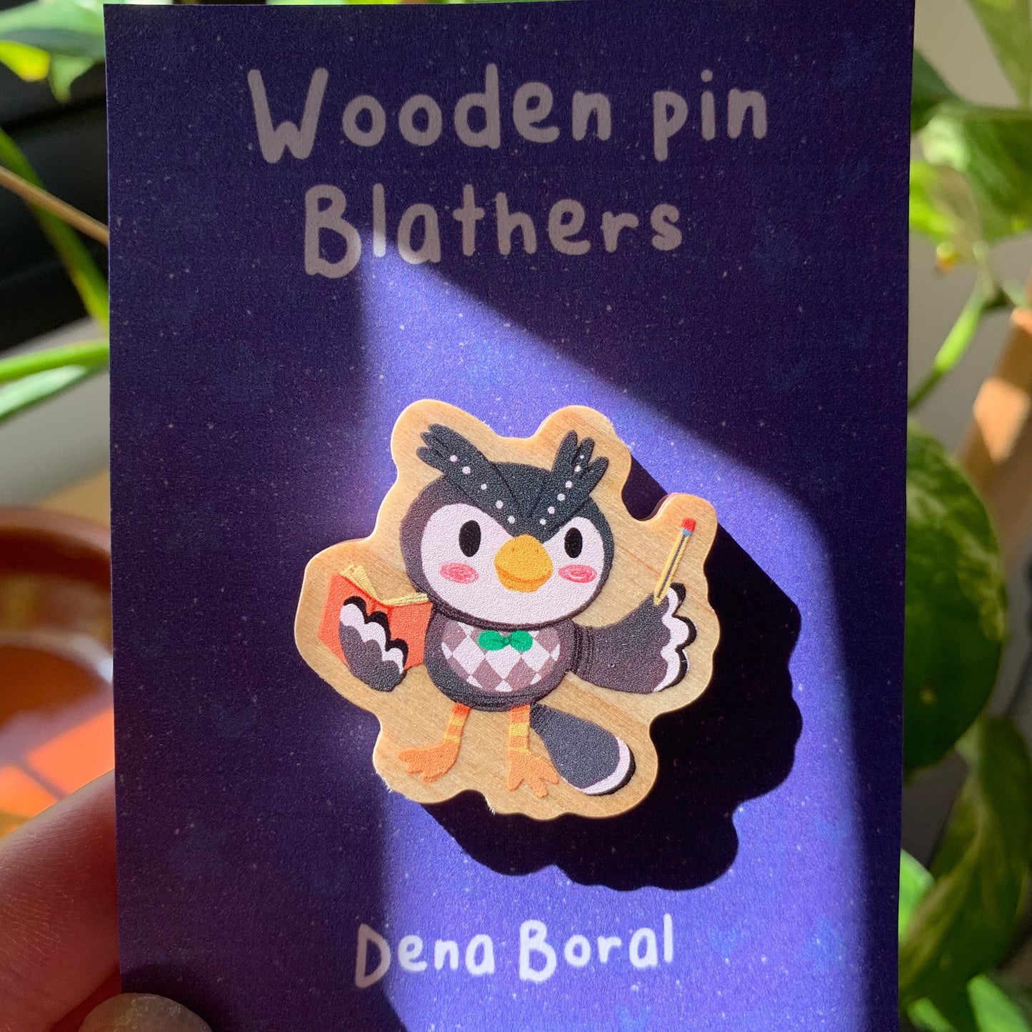 Pin de madera natural, Socrates Animal Crossing New Horizons, Nintendo Switch Blathers