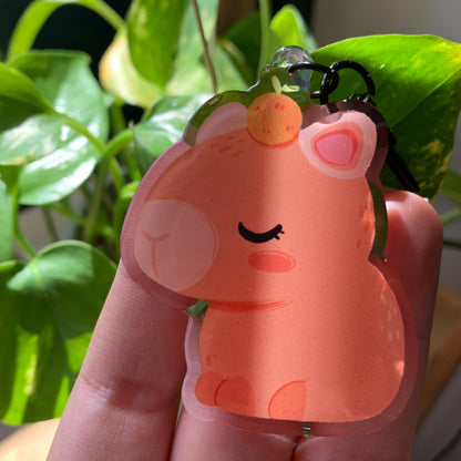 Baby Capybara Keyring: Llavero acrilico epoxy, Colgante llaves mochila