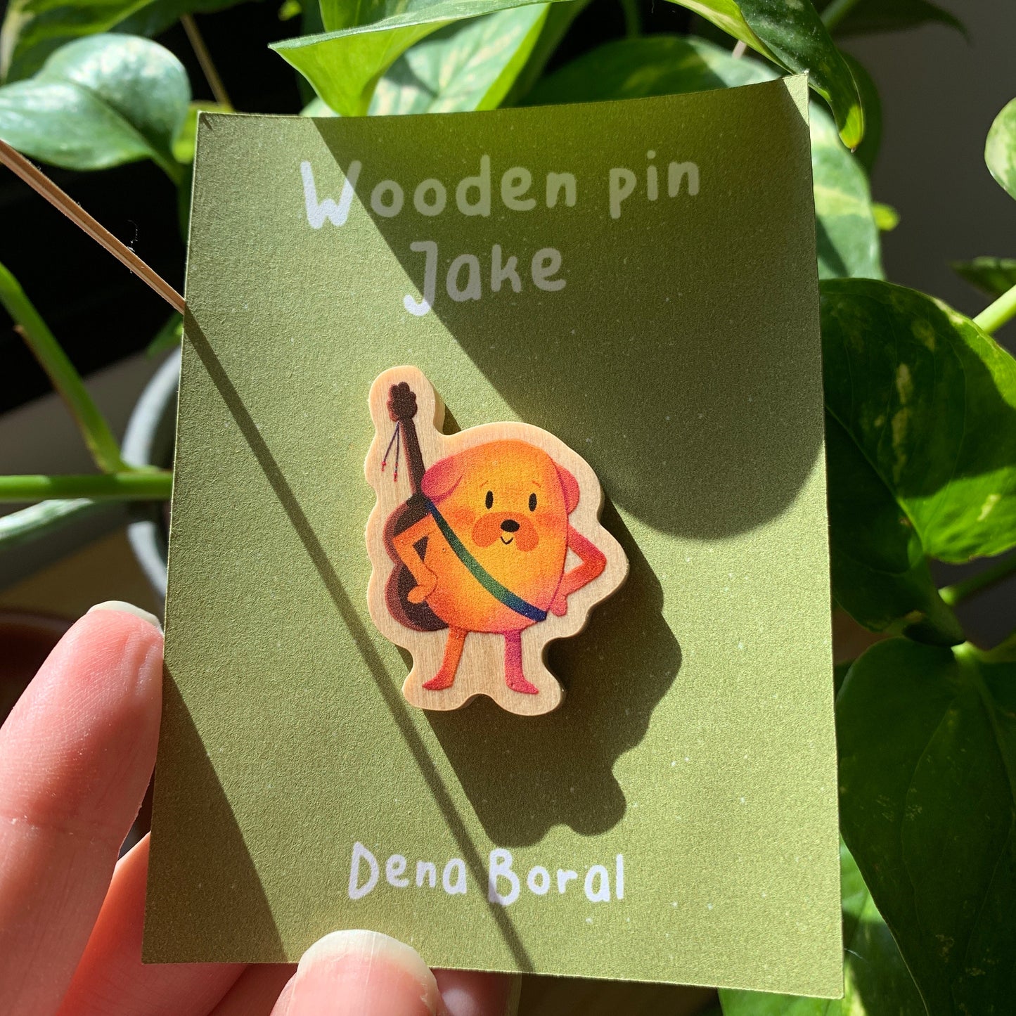 Pin de Madera Jake Hora de Aventuras | Jake el perro Wooden Pin Inspired | Pin Original Regalo Eco Friendly Madera Natural