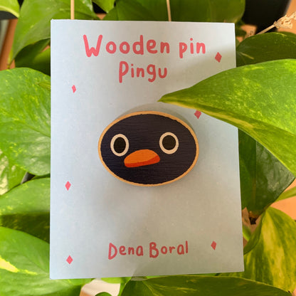 Pin de Madera Pingu Cara | Pingu Face Wooden Pin Badge | Meme Pingu