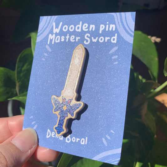 Pin de Madera Zelda Espada | Zelda Master Sword Natural Wooden Pin Badge | ECO Friendly Pine Wood