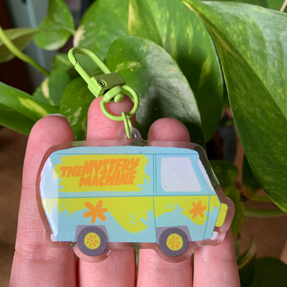 The Mistery Machine Keyring: Llavero acrilico epoxy | Colgante regalo llaves mochila | Furgoneta Scooby