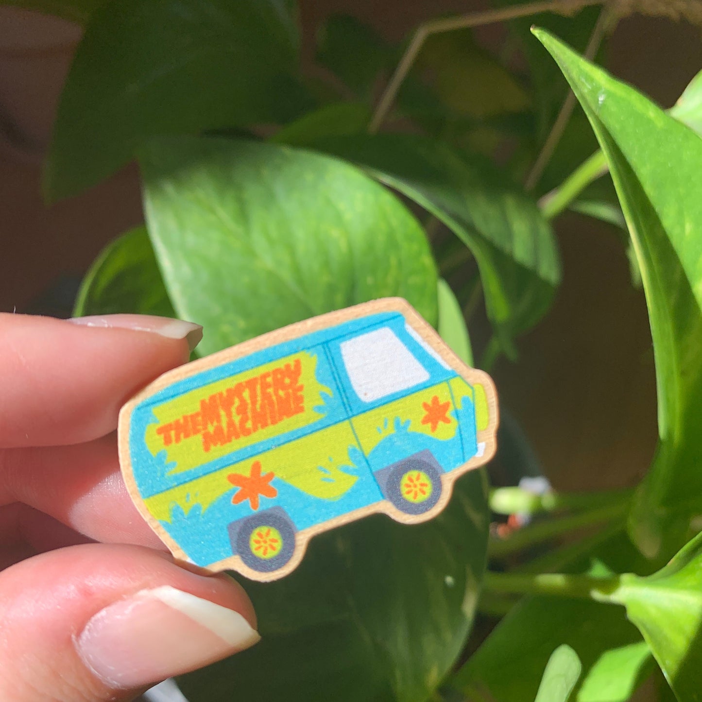 Pin de Madera The Mistery Machine | Furgoneta Scooby Años 90 Dibujos animados | Wooden Pin Badge