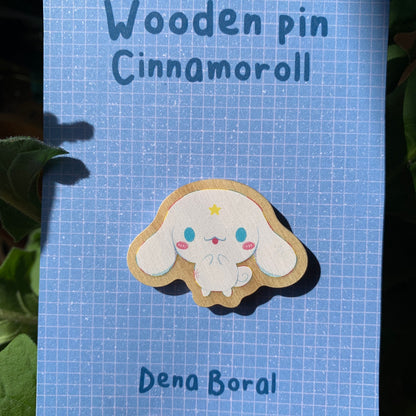 Pin de Madera Cinnamoroll | Cinnamoroll Wooden Pin Badge | Cinnamoroll