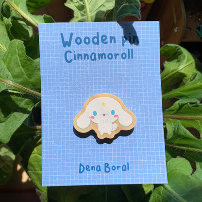 Pin de Madera Cinnamoroll | Cinnamoroll Wooden Pin Badge | Cinnamoroll