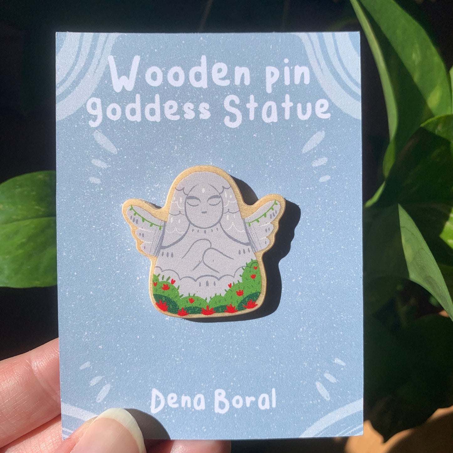 Pin de Madera Zelda Estatua | Zelda Goddess Statue Natural Wooden Pin Badge | ECO Friendly Pine Wood